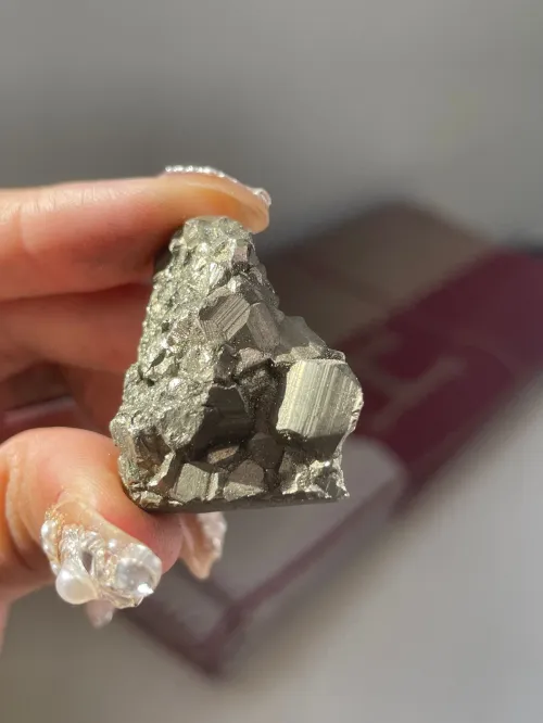 Does Iron Pyrite Stick to a Magnet